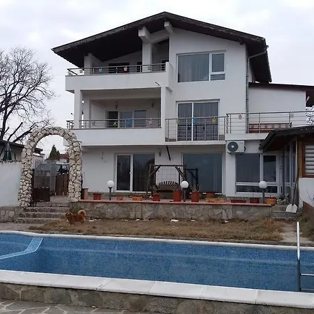 Lucy Guest house Varna